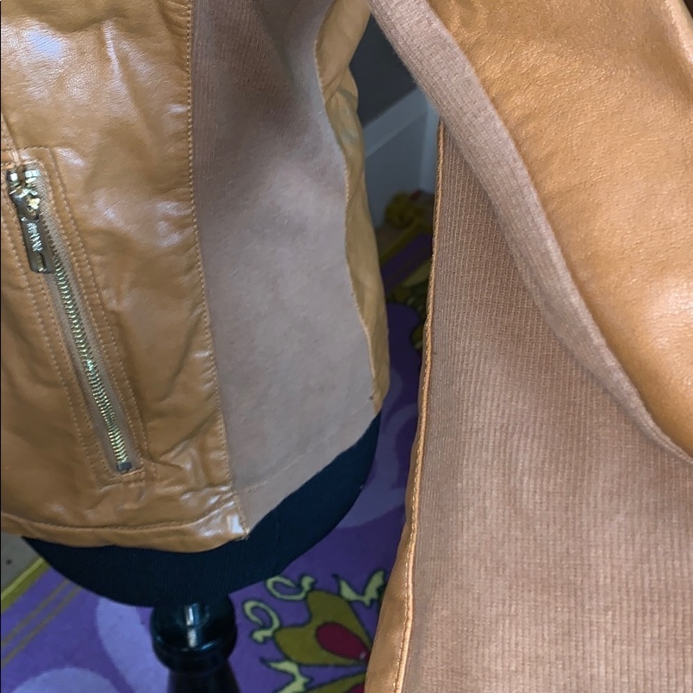 Kenneth Cole reaction tan bomber jacket - Picture 4 of 8